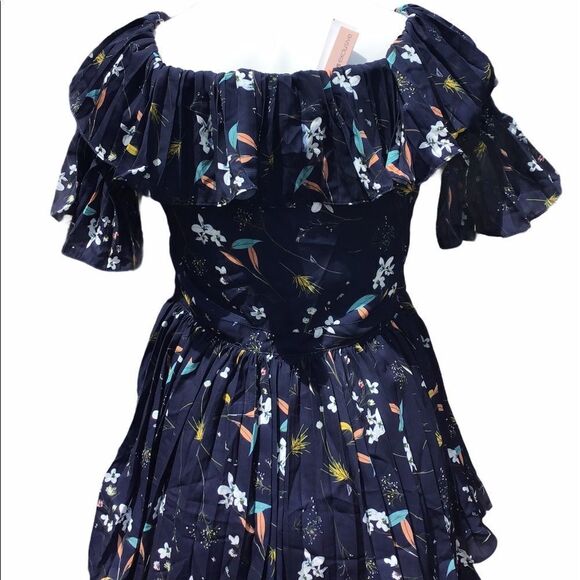 Aqua Blue Pattern Maxi Dress Floral Tiered Off Shoulder Pleated Size Small New - Picture 3 of 9